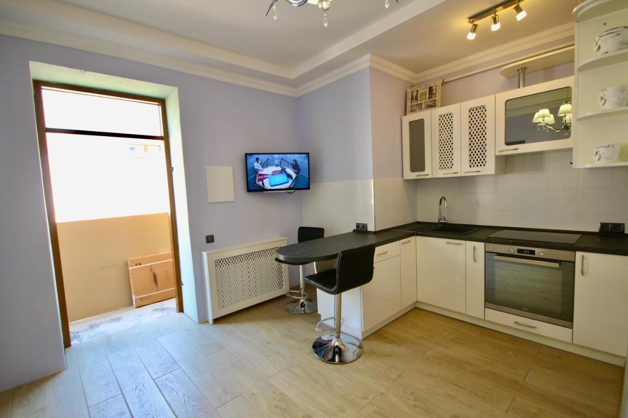 Romantic Lux Vivaldi Suite Svobode Avenue 39 Lwów Zewnętrze zdjęcie