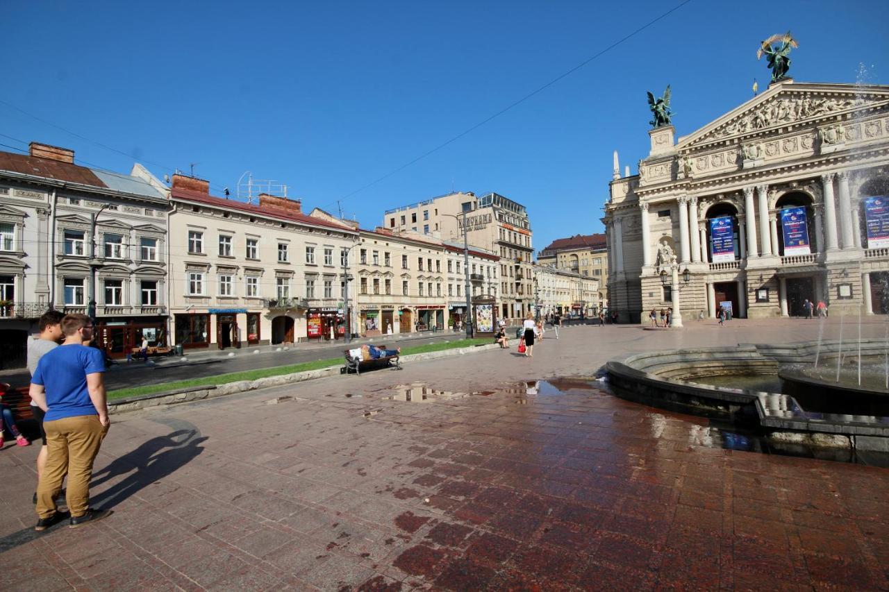 Romantic Lux Vivaldi Suite Svobode Avenue 39 Lwów Zewnętrze zdjęcie